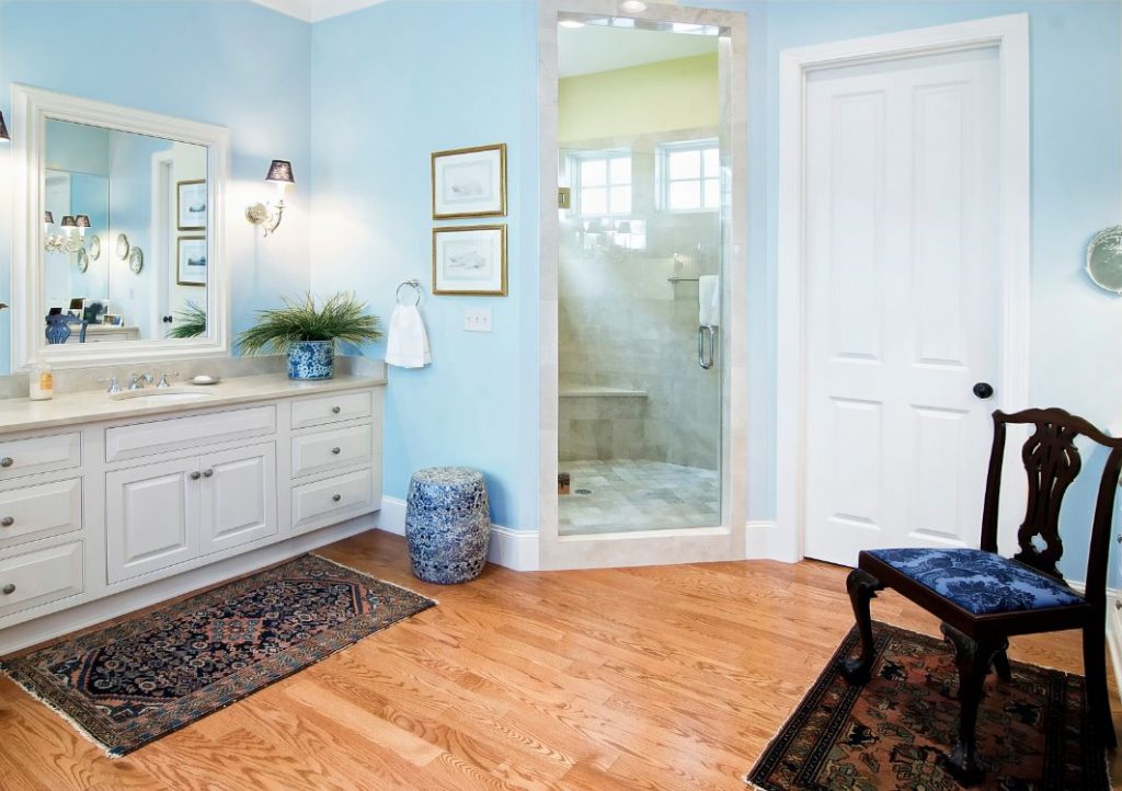 Luxury chair and rugs in bathroom
