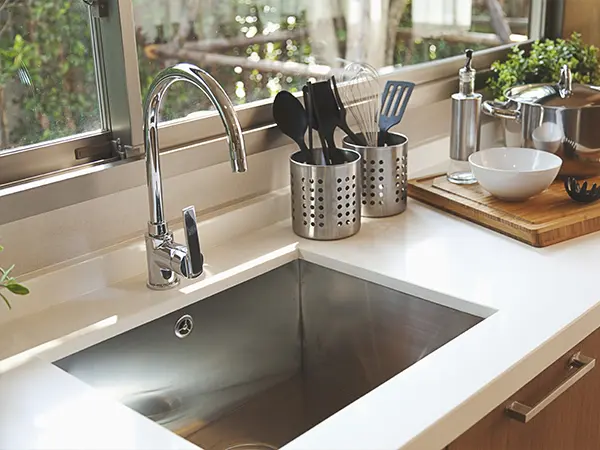A stainless undermount sink