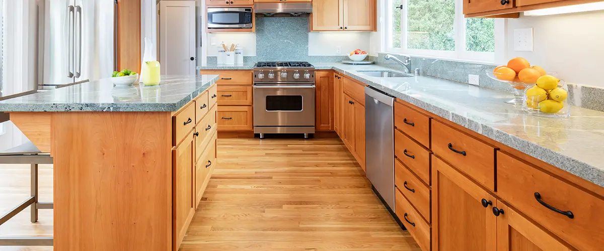 Custom Kitchen Cabinets Made From Hardwood